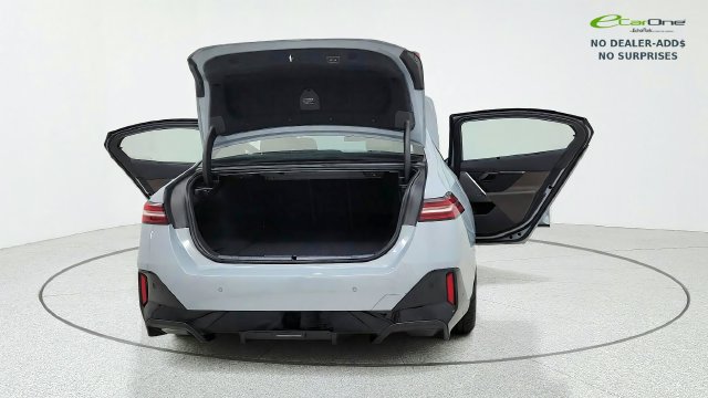 Used 2026 BMW i5 eDrive40 RWD image 18