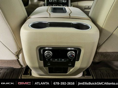 Used 2022 GMC Yukon Denali image 20