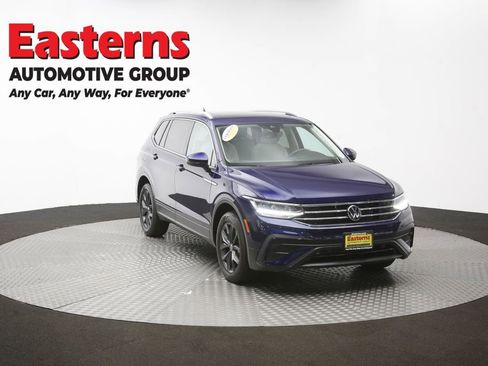 Used 2023 Volkswagen Tiguan SE AWD/4WD image 50