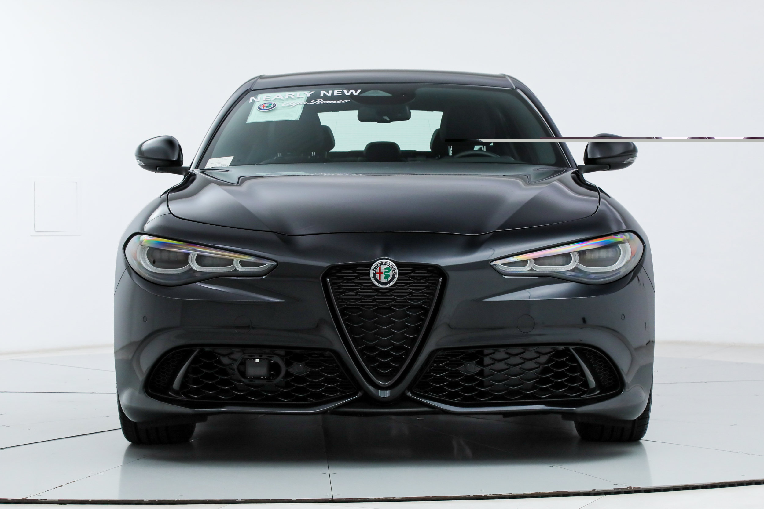 New 2025 Alfa Romeo Giulia w/ Driving Assist Package RWD image 8