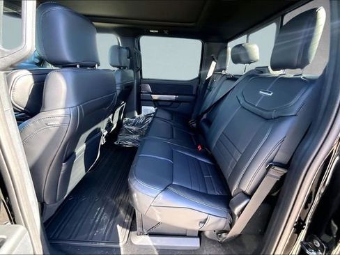 New 2026 Ford F250 Platinum w/ FX4 Off-Road Package image 10