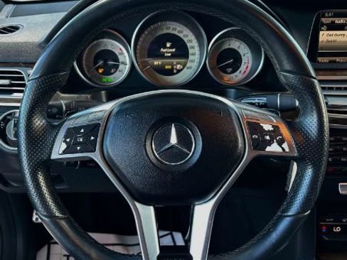 Used 2014 Mercedes-Benz E 350 4MATIC Sedan image 13