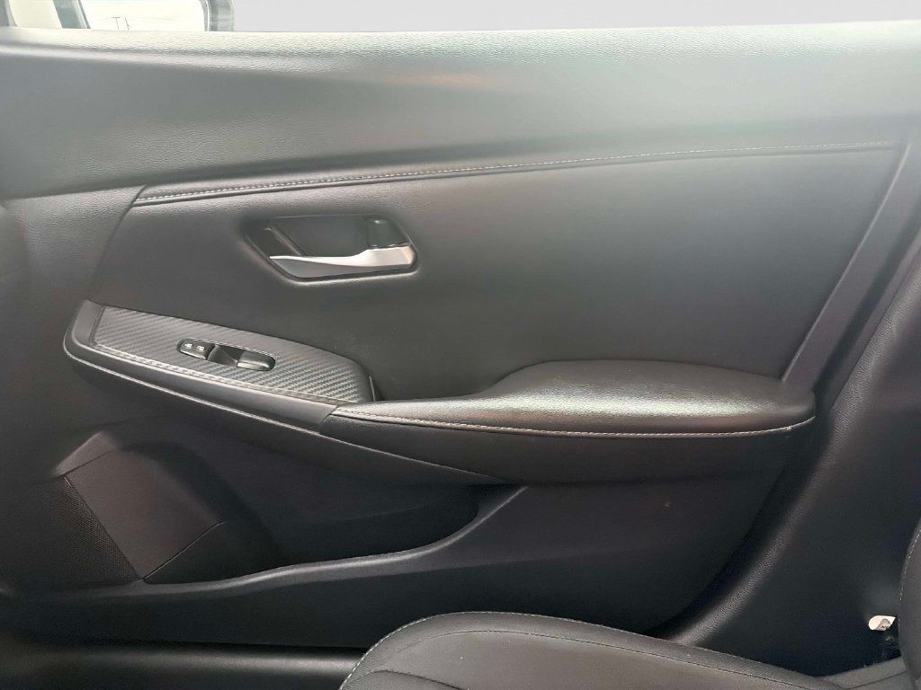 Used 2024 Nissan Sentra SV FWD image 23