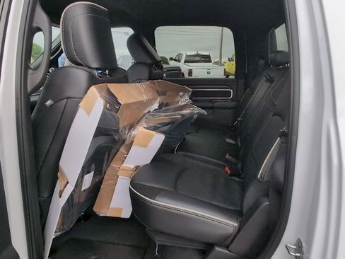 New 2025 RAM 3500 Limited image 10