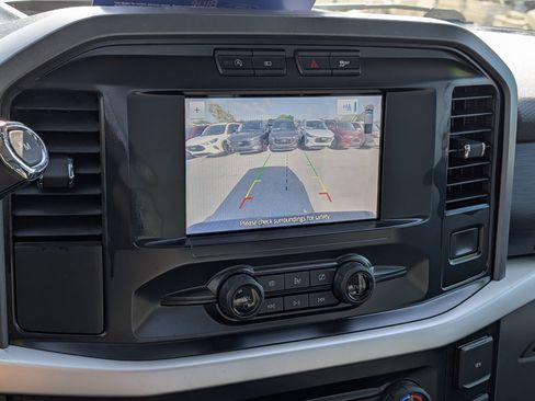 Used 2021 Ford F150 XLT image 25