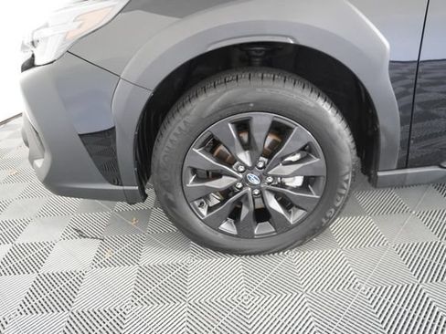 Certified 2025 Subaru Outback Onyx Edition AWD/4WD image 16