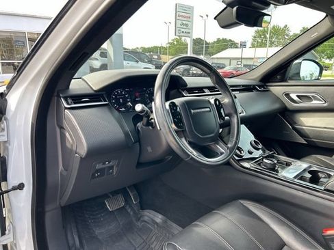 Used 2019 Land Rover Range Rover Velar R-Dynamic SE AWD/4WD image 34