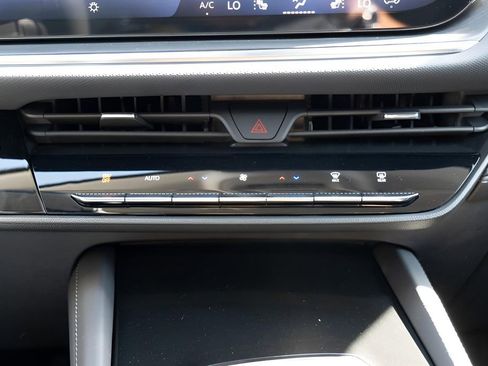 New 2026 Buick Envision Preferred image 16