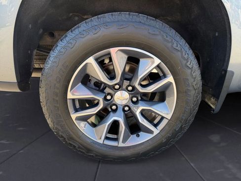 Used 2021 Chevrolet Silverado 1500 LT w/ Texas Edition Plus image 37
