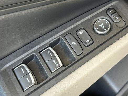 Used 2024 Honda Accord EX-L image 13