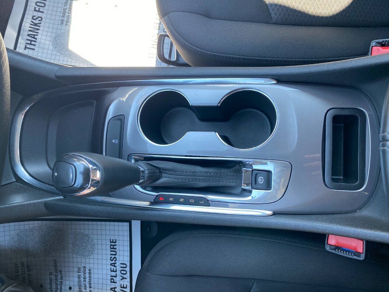 Used 2019 Chevrolet Malibu Hybrid FWD image 17