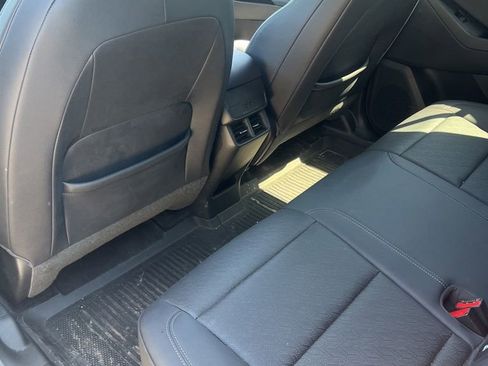 Used 2025 Chevrolet Equinox LT w/ Convenience Package II AWD/4WD image 21