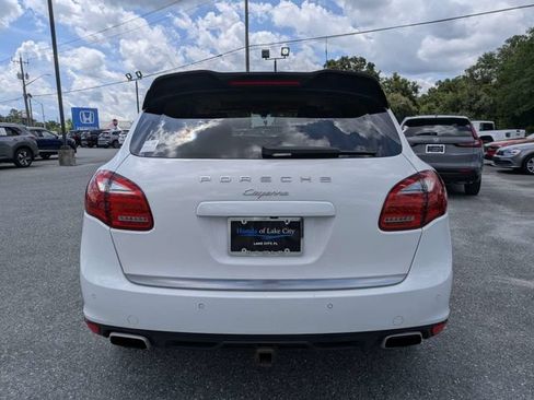 Used 2014 Porsche Cayenne AWD/4WD image 4