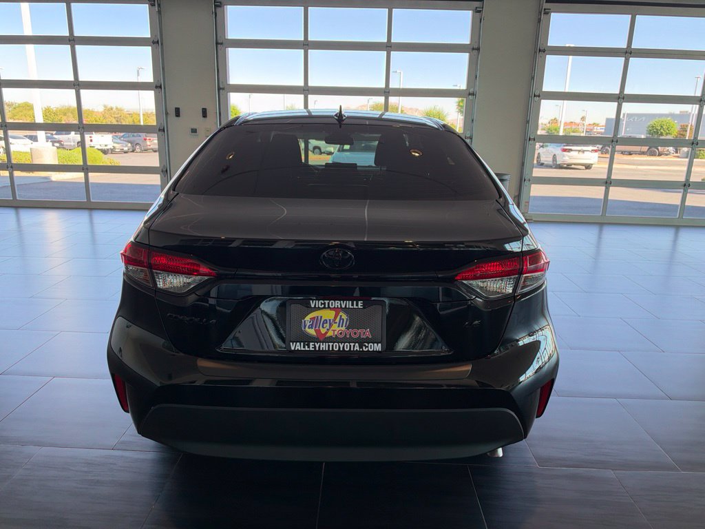 New 2027 Toyota Corolla LE w/ LE Premium Package FWD image 3