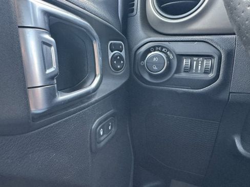 Used 2020 Jeep Gladiator Sport AWD/4WD image 25