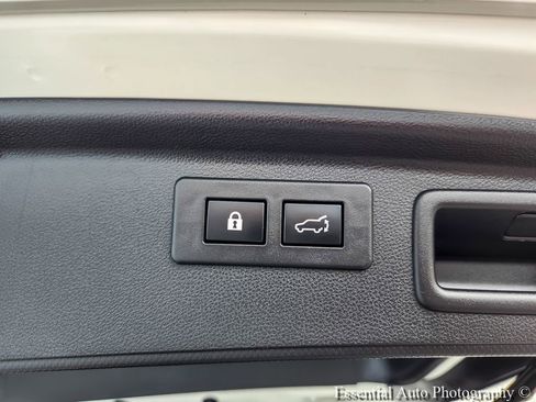 Certified 2023 Subaru Forester Premium AWD/4WD image 21
