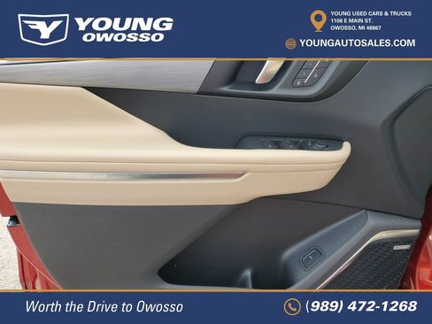 Used 2026 Buick Enclave Preferred w/ Power Package AWD/4WD image 23