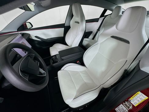 Used 2024 Tesla Model 3 Performance image 13