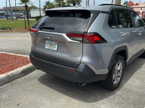 Used 2023 Toyota RAV4 XLE AWD/4WD image 8