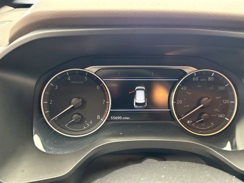 Used 2023 Nissan Rogue SV image 10