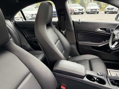 Used 2018 Mercedes-Benz CLA 250 4MATIC image 27