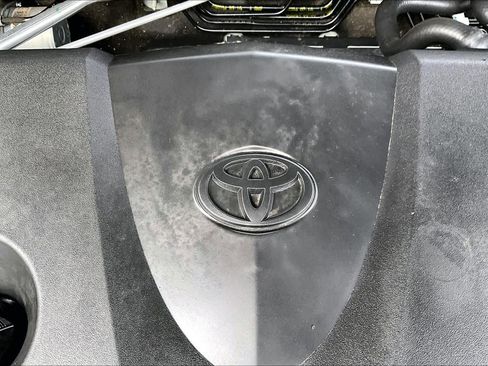 Certified 2024 Toyota Camry SE image 32