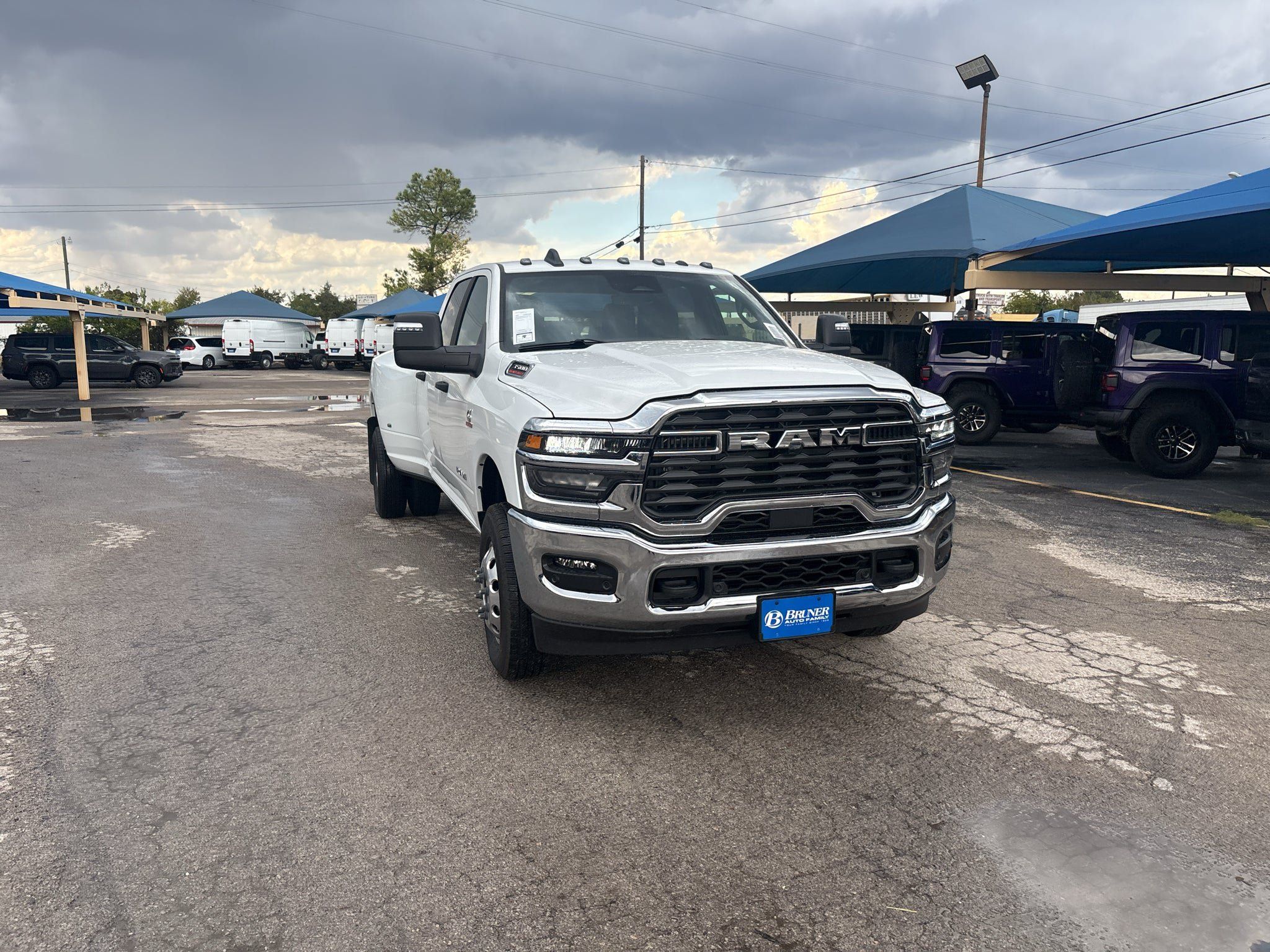 New 2026 RAM 3500 Lone Star AWD/4WD image 3