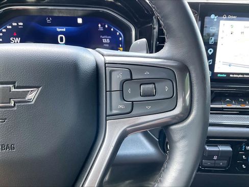Used 2022 Chevrolet Silverado 1500 ZR2 w/ Technology Package AWD/4WD image 19