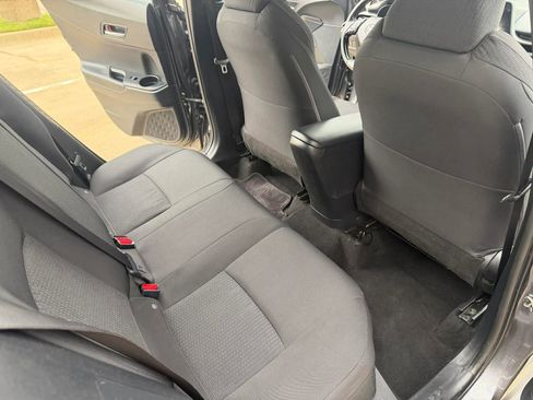 Used 2018 Toyota C-HR XLE FWD image 24