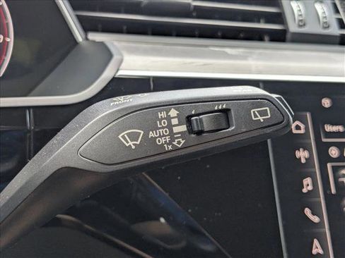 Used 2022 Audi e-tron Premium Plus w/ Premium Plus Package image 7