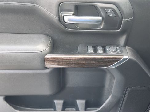 Used 2019 GMC Sierra 1500 SLE w/ SLE Value Package image 21