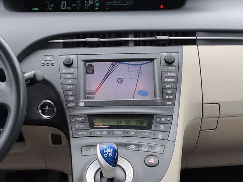 Used 2010 Toyota Prius Five FWD image 17