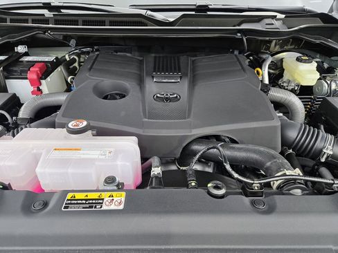 New 2026 Toyota Tundra Platinum AWD/4WD image 20