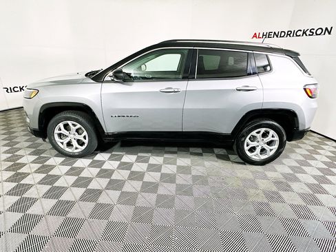 Used 2022 Jeep Compass Limited w/ Elite Group image 6