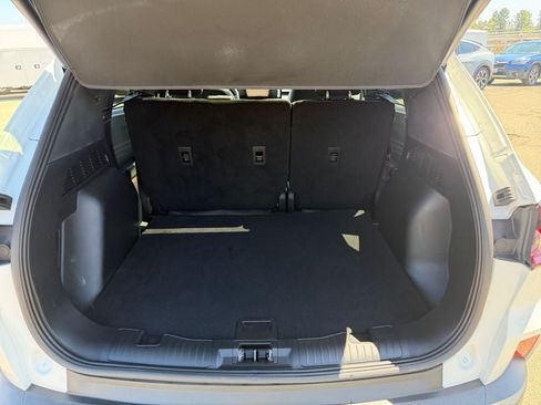 Used 2025 Ford Escape SE w/ PHEV Premium Package FWD image 22