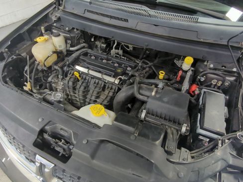 Used 2016 Dodge Journey SE w/ Flexible Seating Group image 21