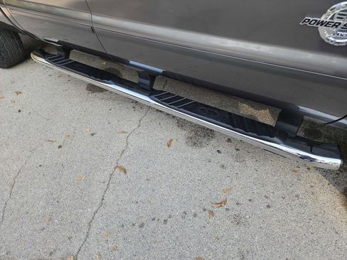 Used 2011 Ford F250 Lariat w/ Lariat Interior Pkg image 14