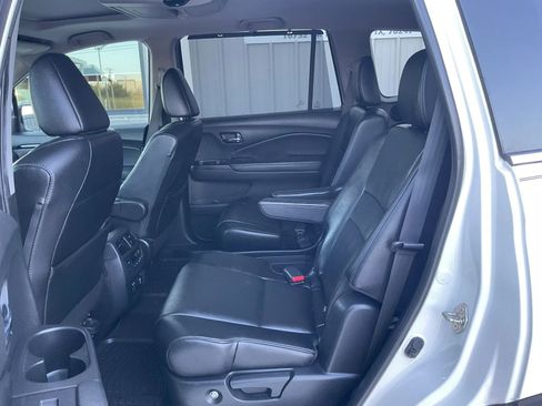 Used 2019 Honda Pilot Touring image 22