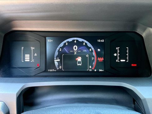 Used 2024 Toyota Tacoma SR5 AWD/4WD image 12