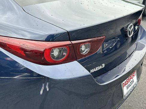 Certified 2022 MAZDA MAZDA3 s FWD image 10