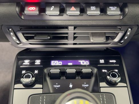 Certified 2022 Porsche 911 GT3 image 25