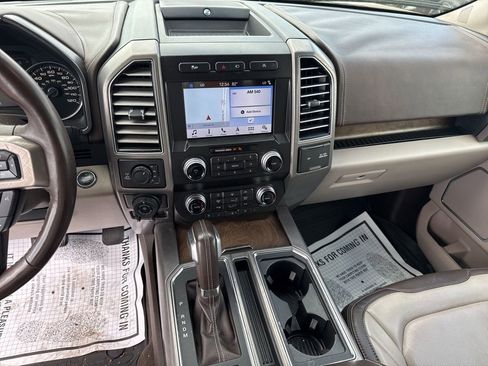 Used 2019 Ford F150 Limited w/ Trailer Tow Package image 8