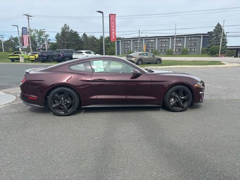 Used 2018 Ford Mustang GT Premium w/ Equipment Group 401A RWD image 9