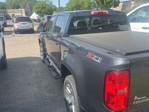 Used 2015 Chevrolet Colorado Z71 AWD/4WD image 13