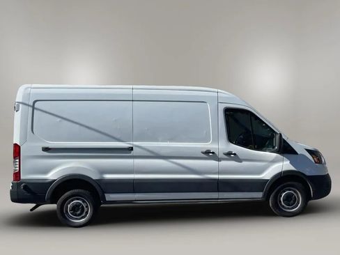 Used 2024 Ford Transit 250 Medium Roof w/LWB Van 3D image 6