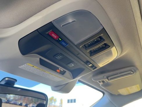 Used 2023 Subaru Crosstrek 2.0i Premium image 29