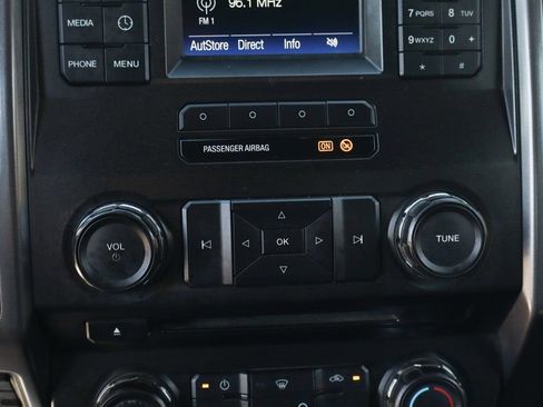 Used 2017 Ford F550 4x4 Crew Cab Super Duty image 36