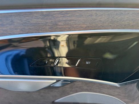 Used 2021 Audi A8 L 4.0T AWD/4WD image 23