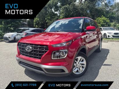 Used 2022 Hyundai Venue SE w/ Cargo Package