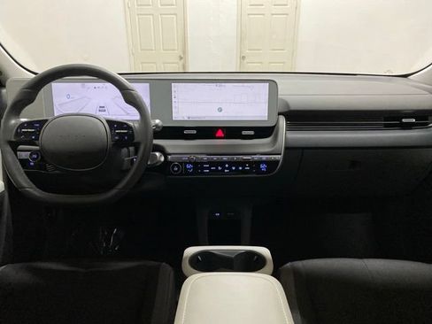 Used 2024 Hyundai Ioniq 5 SEL RWD image 13